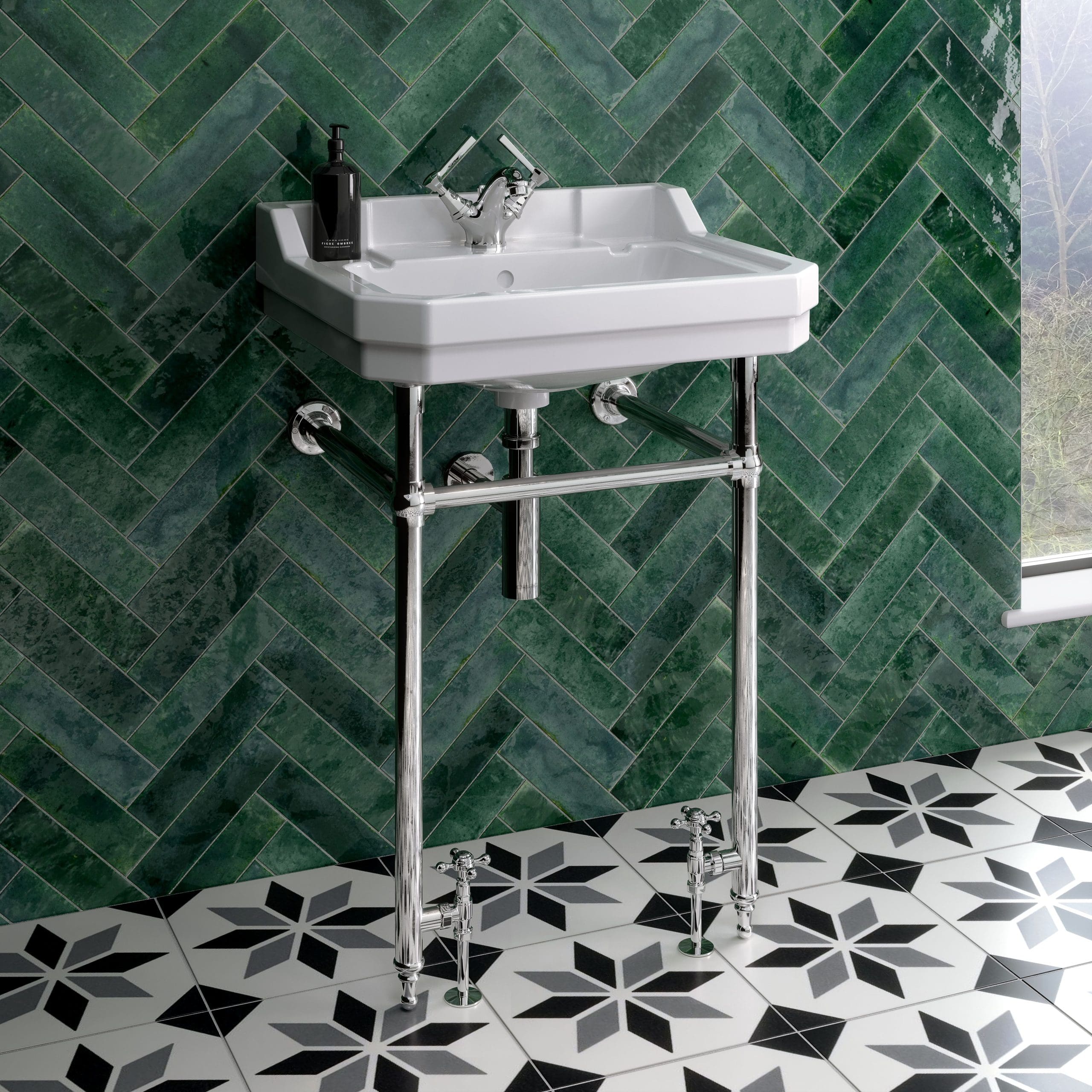 Holborn 1TH 610mm Heated Washstand & Basin - Brushed Brass Holborn