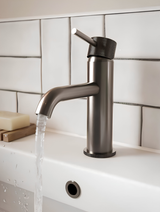 Aqua Mineral Flute Basin Mono with click waste Frontline